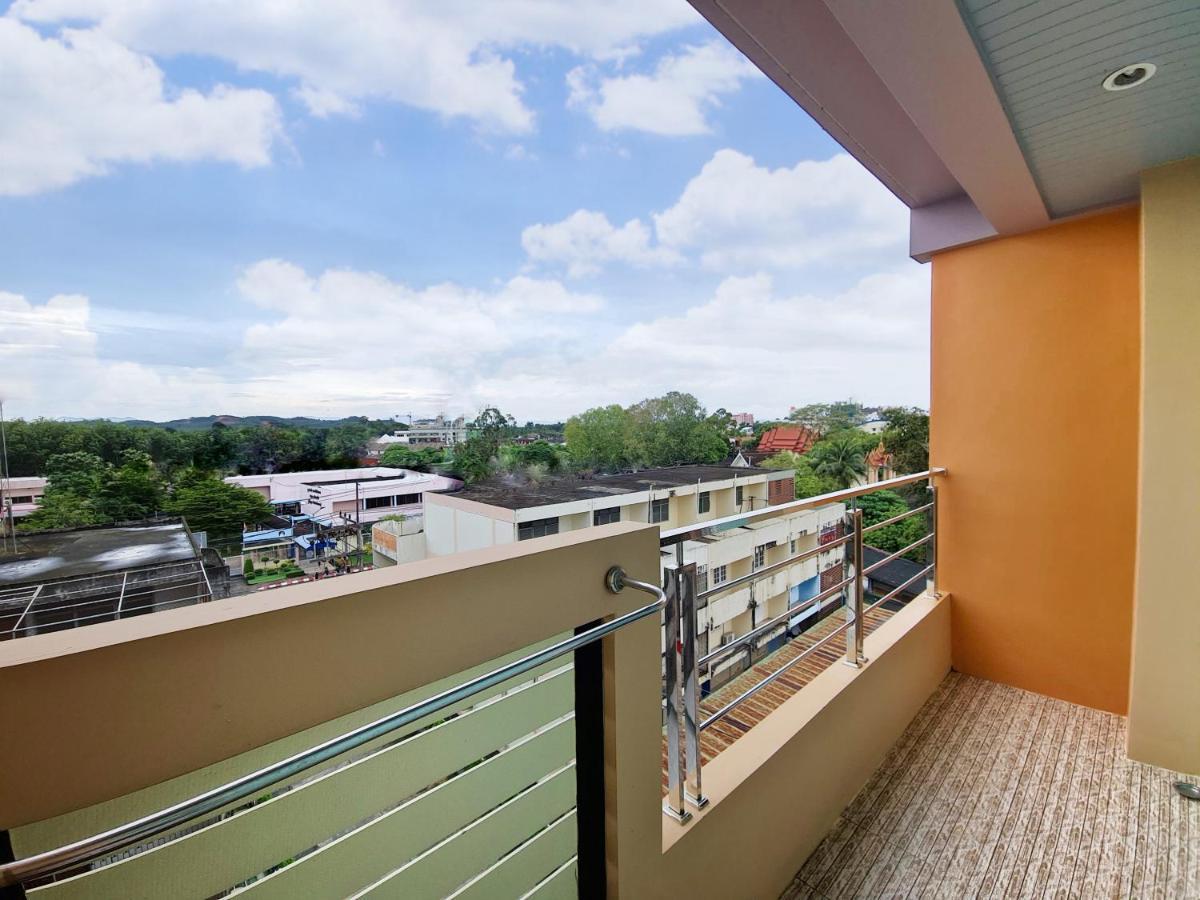 Hotel Jaroonsak Grand Trang Exterior foto